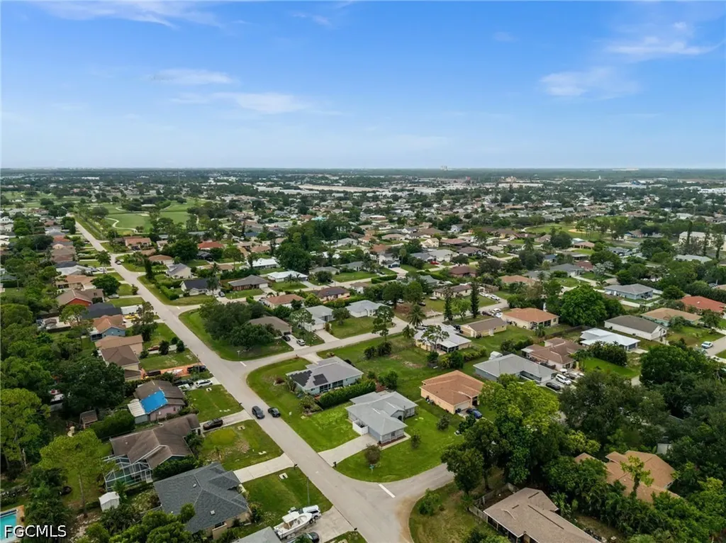 17448 Arizona Road Fort Myers FL 33967