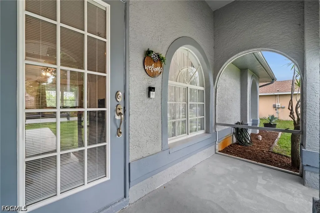17448 Arizona Road Fort Myers FL 33967