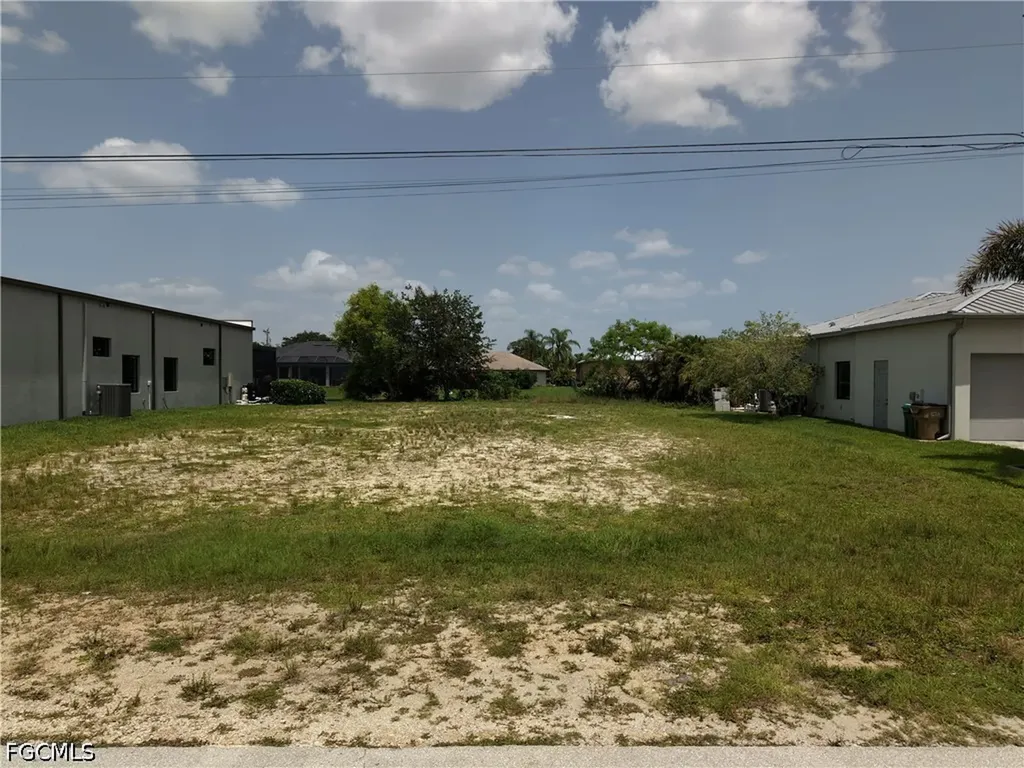 3315 SW 11th Court Cape Coral FL 33914