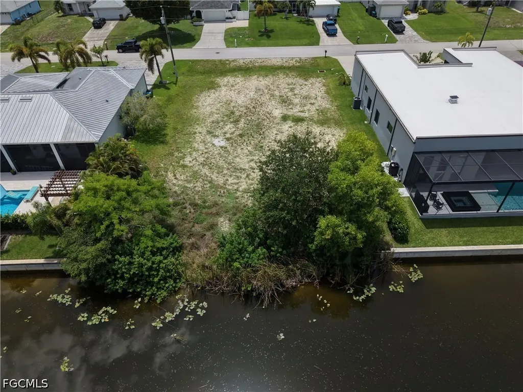 3315 SW 11th Court Cape Coral FL 33914