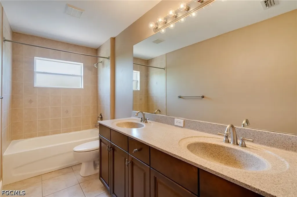 20886 Torre Del Lago Street Estero FL 33928