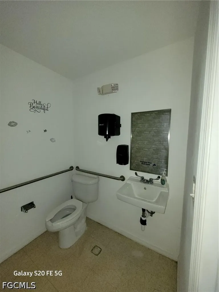 131 Del Prado Boulevard S Cape Coral FL 33990