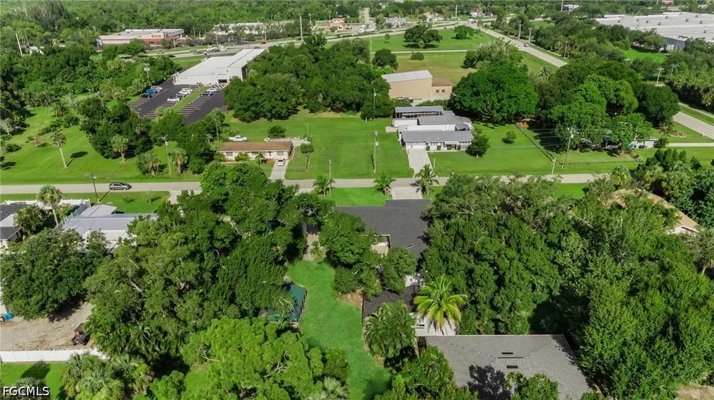 1672 Many Road North Fort Myers FL 33903
