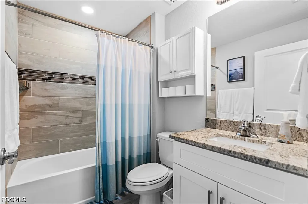 632 NE 2nd Avenue Cape Coral FL 33909