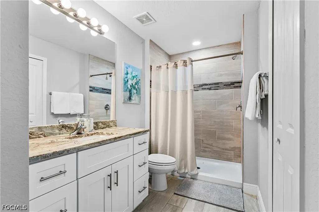 632 NE 2nd Avenue Cape Coral FL 33909
