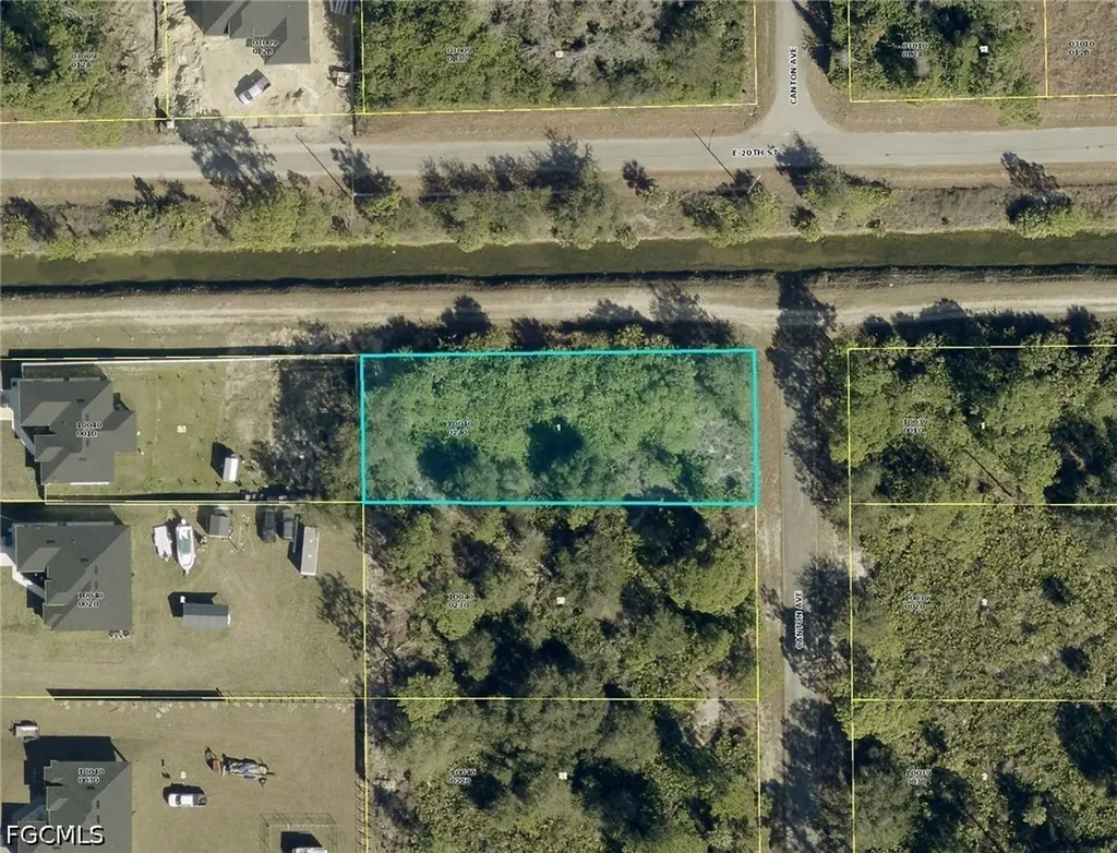 1923 Canton Avenue Lehigh Acres FL 33972