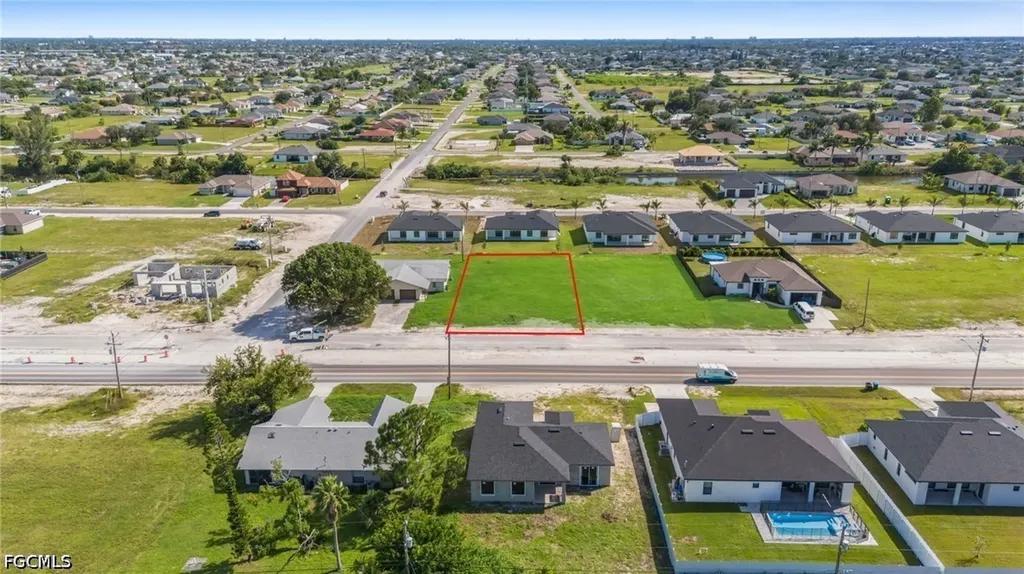 406 Diplomat Parkway E Cape Coral FL 33909