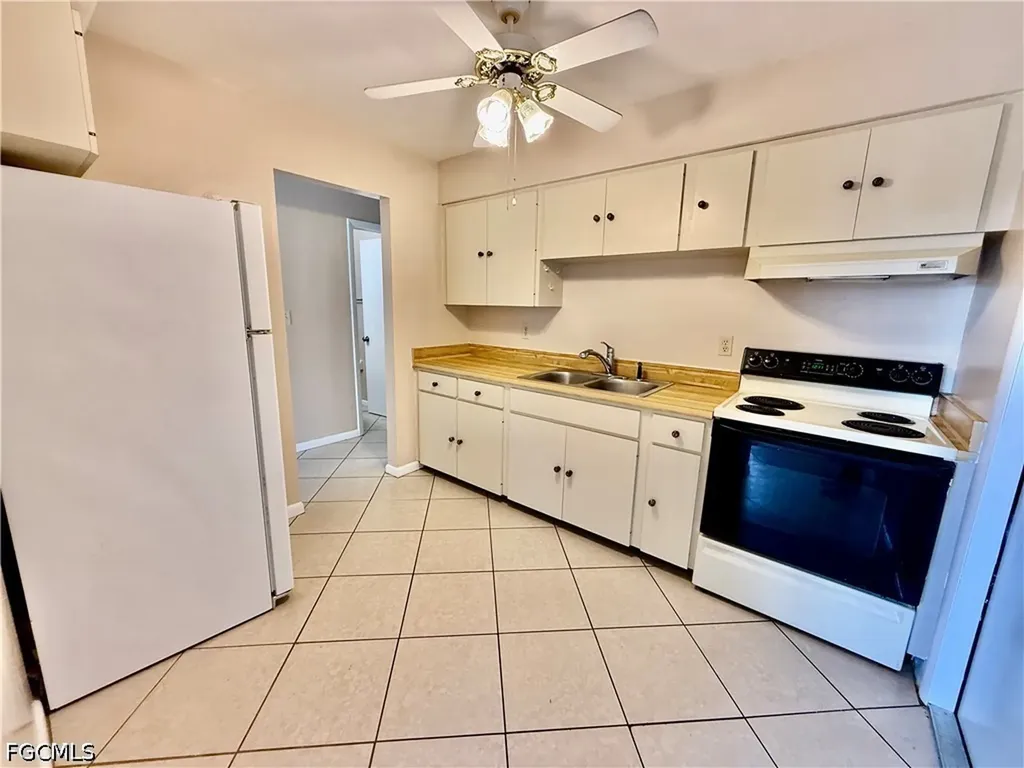 48 Heath Aster Lane Lehigh Acres FL 33936