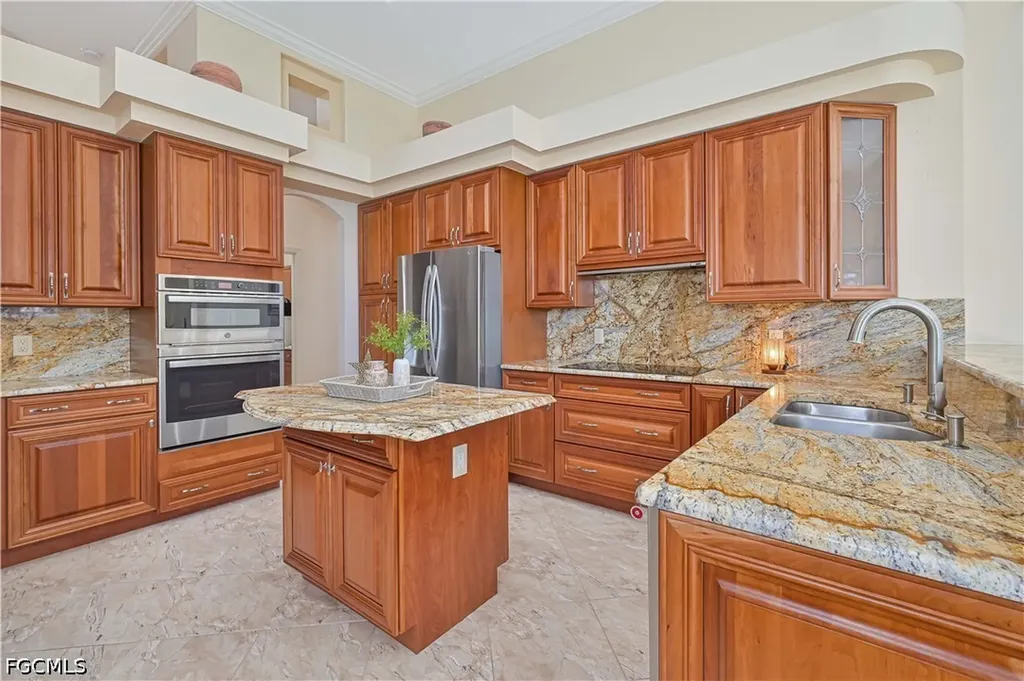 5514 Merlyn Lane Cape Coral FL 33914