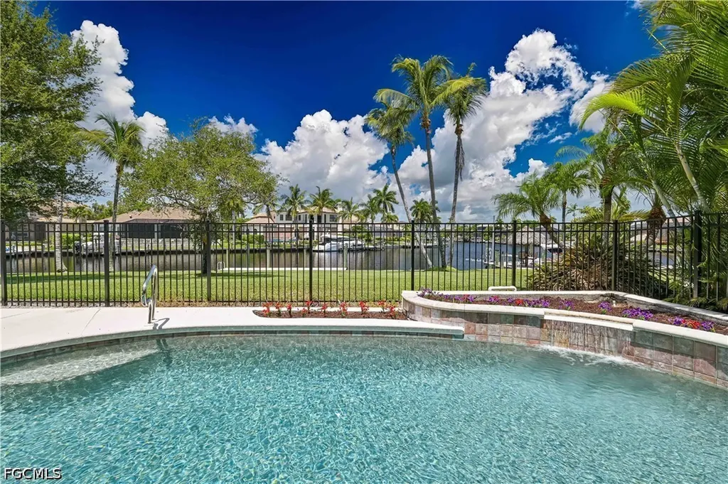 5514 Merlyn Lane Cape Coral FL 33914