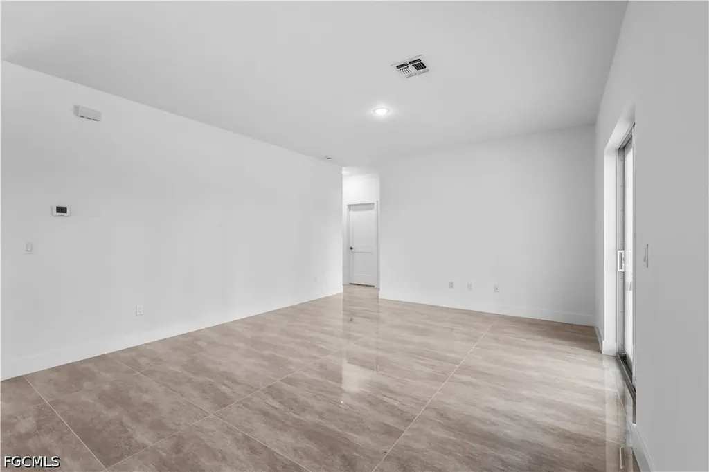1142 Dutchess Street E Lehigh Acres FL 33974
