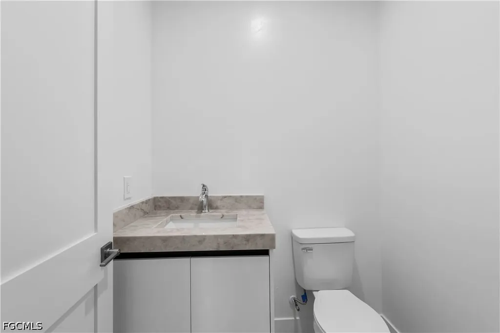 1142 Dutchess Street E Lehigh Acres FL 33974