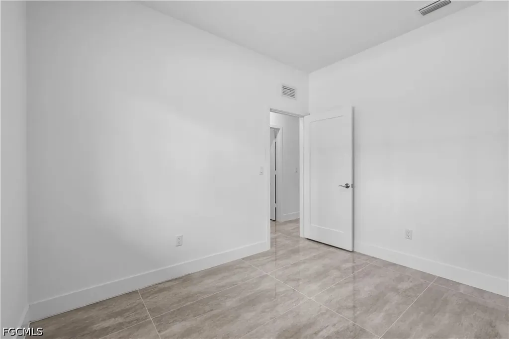 1142 Dutchess Street E Lehigh Acres FL 33974