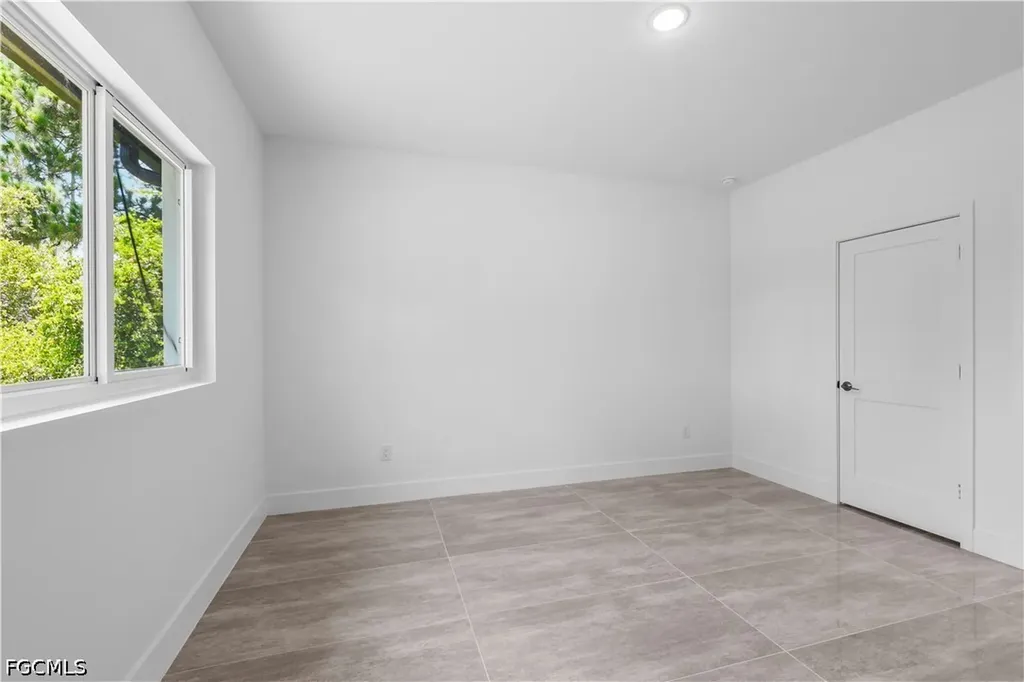 1142 Dutchess Street E Lehigh Acres FL 33974