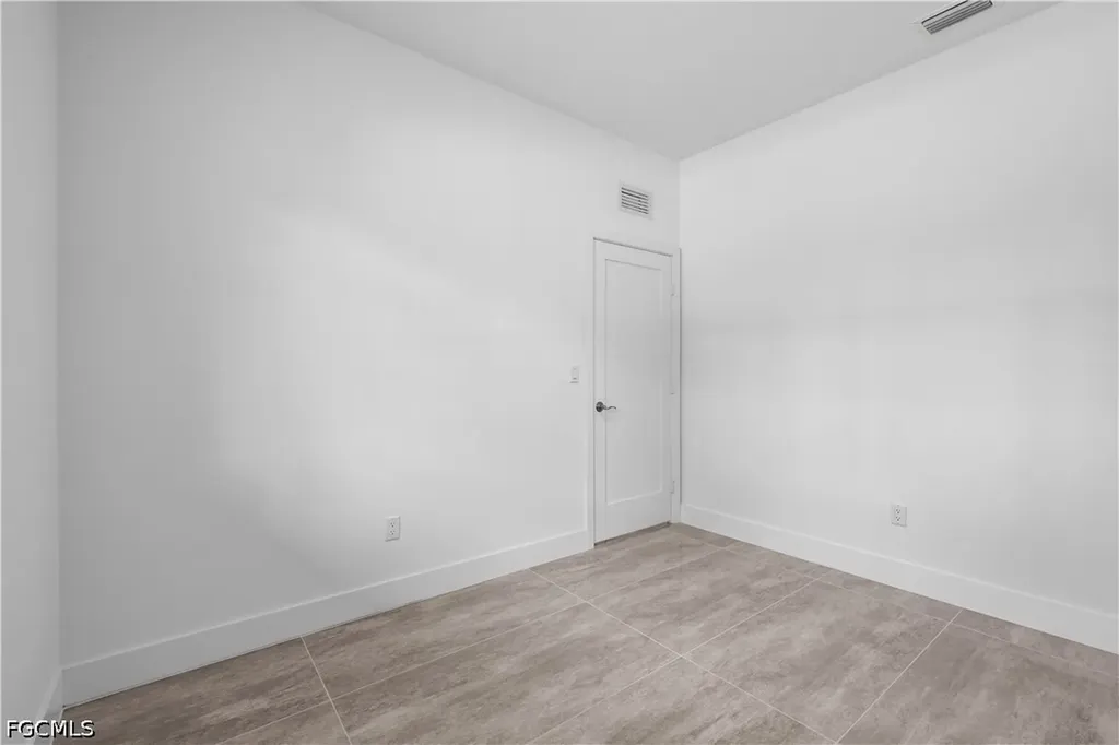 1142 Dutchess Street E Lehigh Acres FL 33974