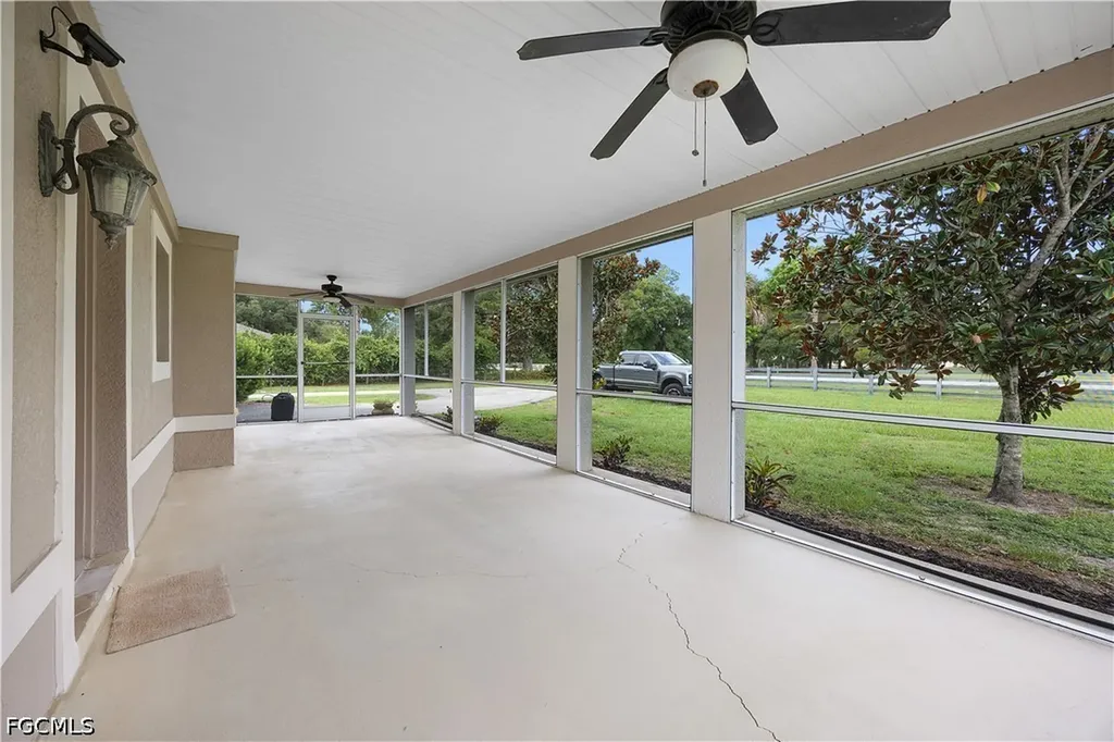 21680 N River Road Alva FL 33920