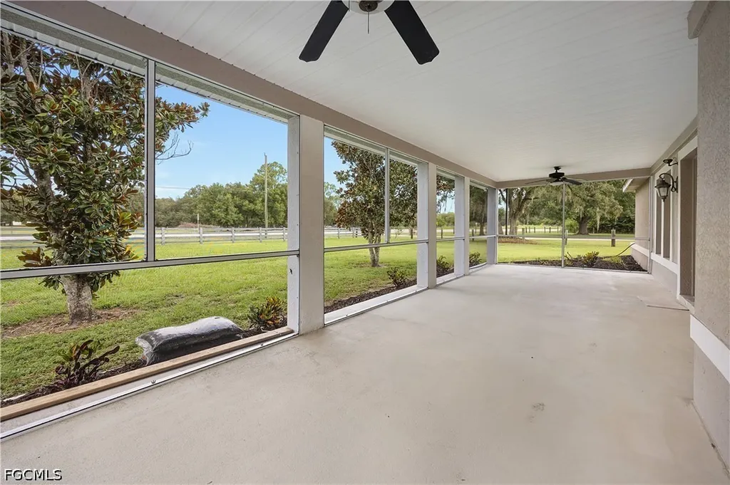21680 N River Road Alva FL 33920