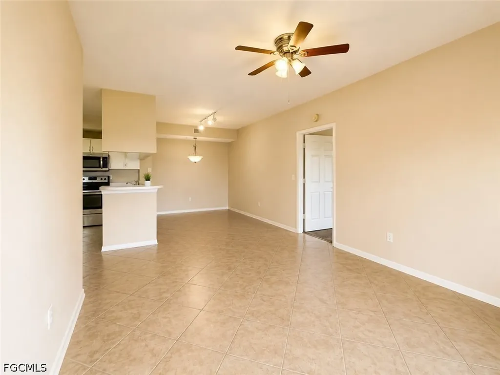 6490 Aragon Way Fort Myers FL 33966