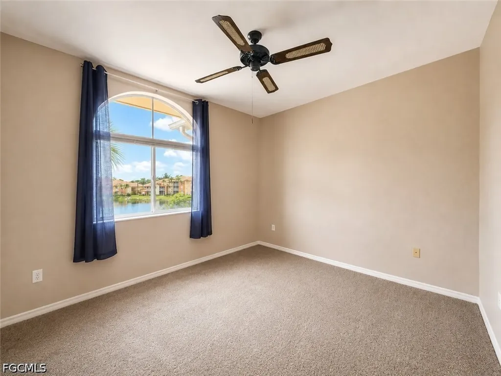 6490 Aragon Way Fort Myers FL 33966