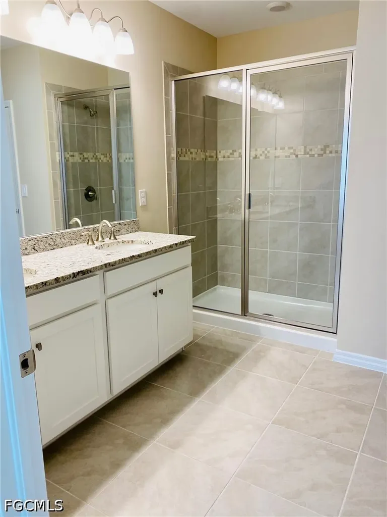 3076 Royal Gardens Avenue Fort Myers FL 33916