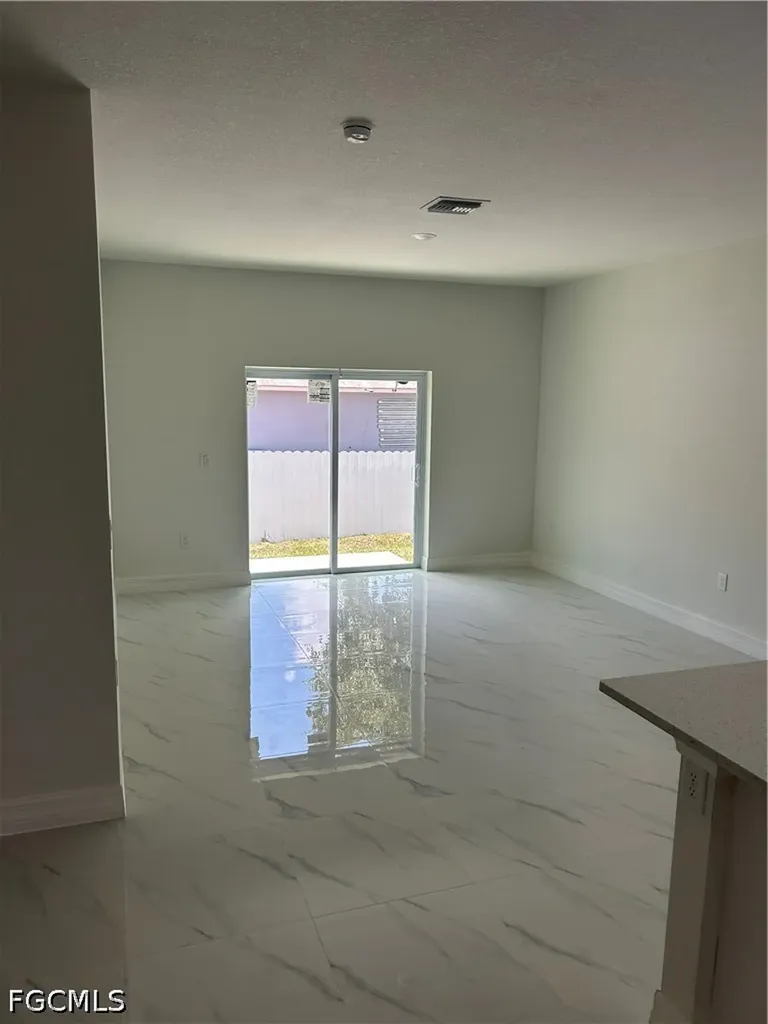 701-703 W 12th Street Lehigh Acres FL 33972