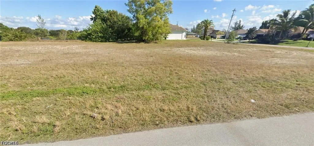 2519 NW 9th Avenue Cape Coral FL 33993