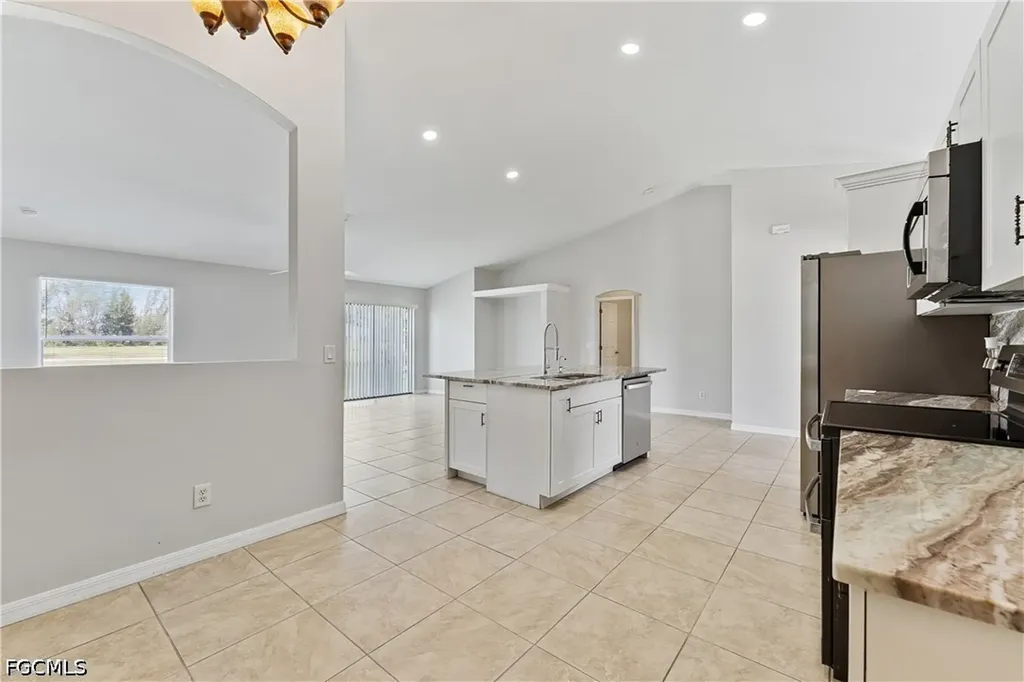 1240 NW 22nd Place Cape Coral FL 33993