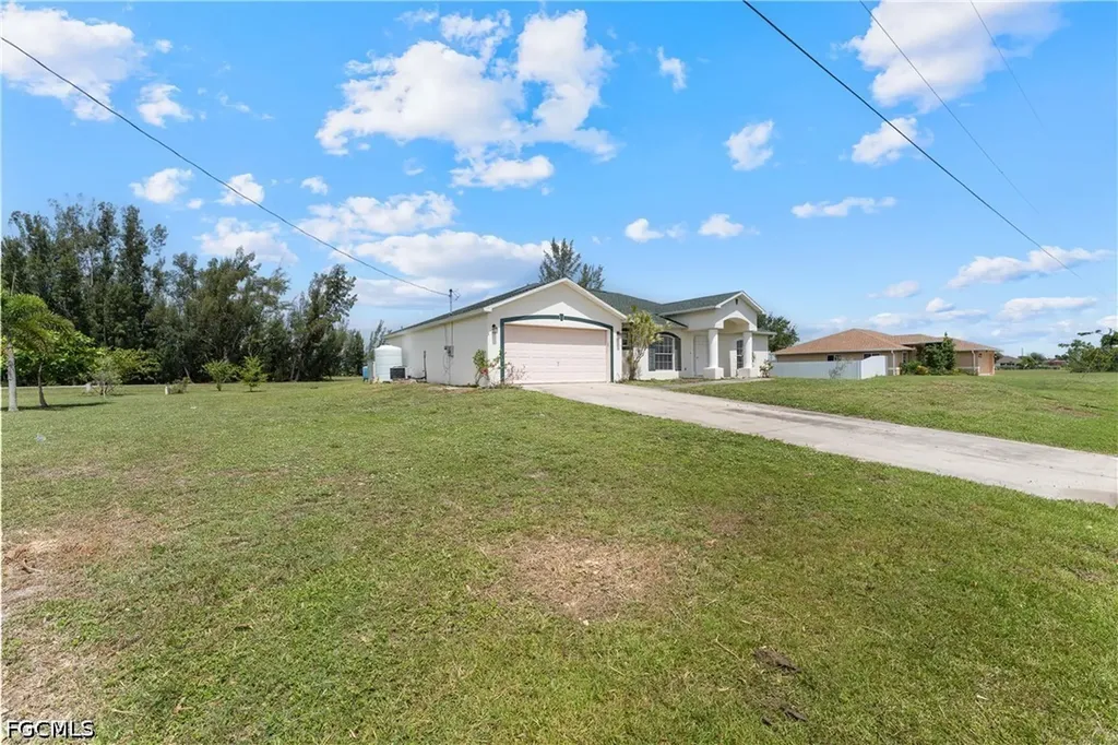 1240 NW 22nd Place Cape Coral FL 33993