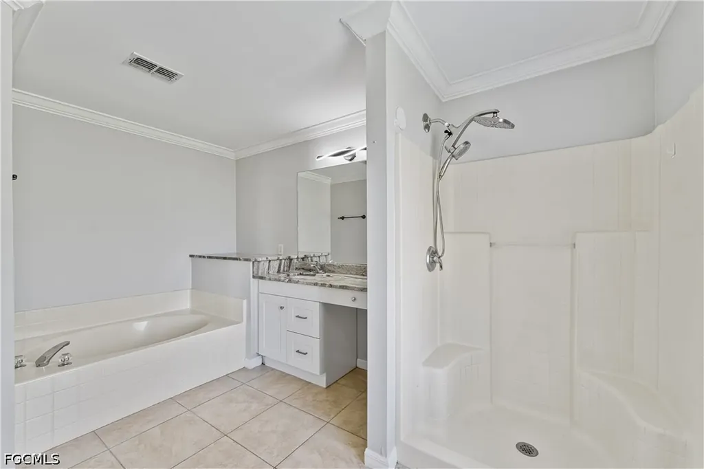 1240 NW 22nd Place Cape Coral FL 33993