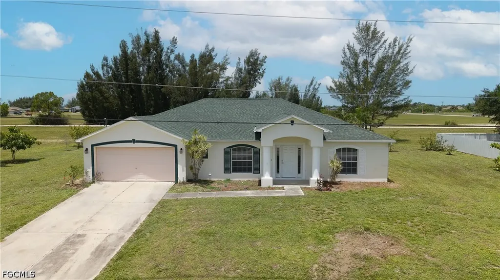 1240 NW 22nd Place Cape Coral FL 33993