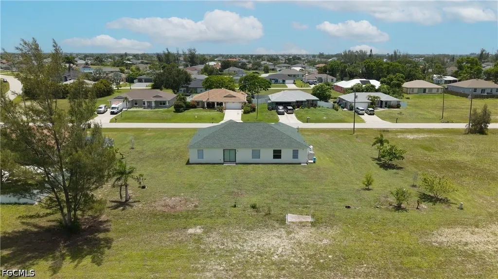 1240 NW 22nd Place Cape Coral FL 33993