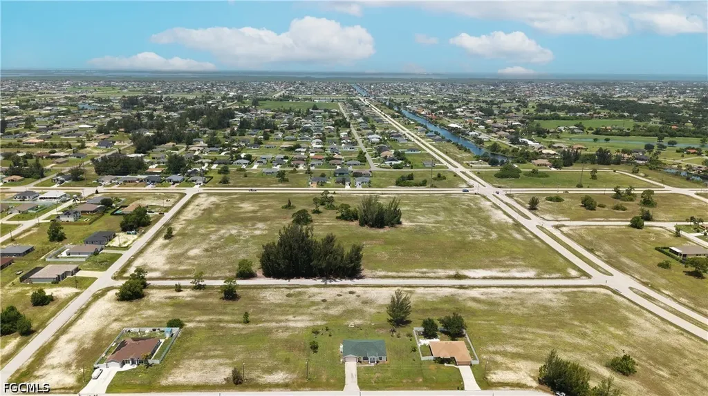 1240 NW 22nd Place Cape Coral FL 33993