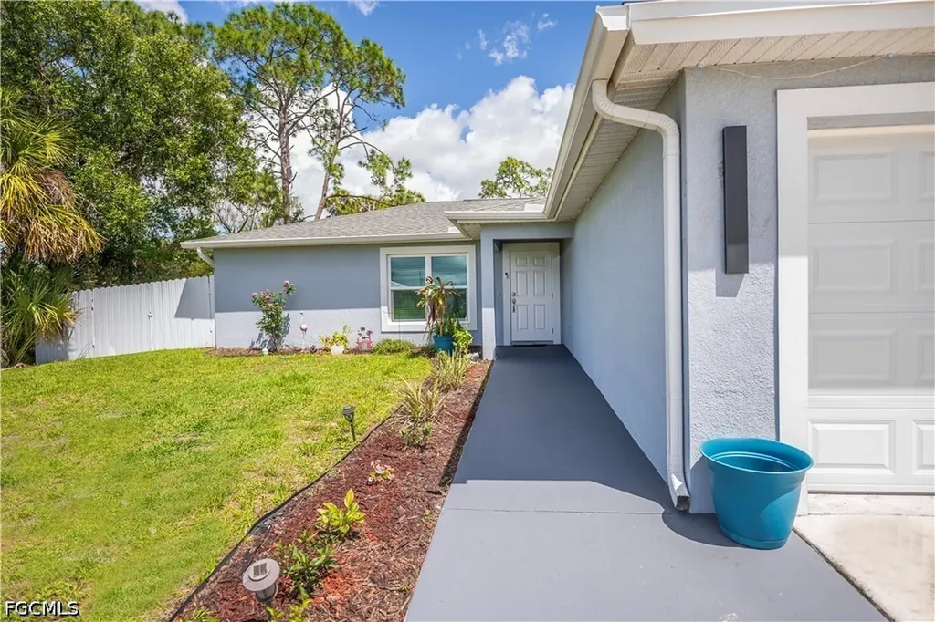 7081 Brazil Circle Labelle FL 33935