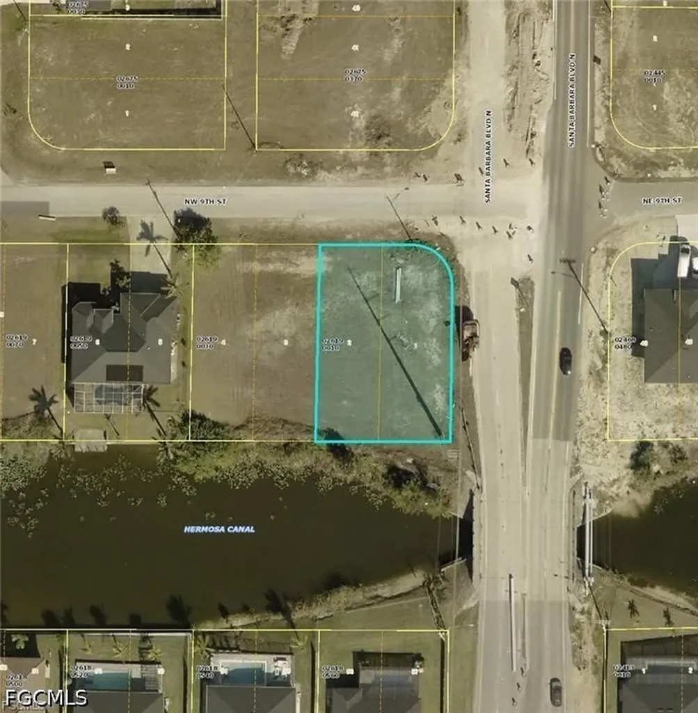 2 NW 9th Street Cape Coral FL 33993