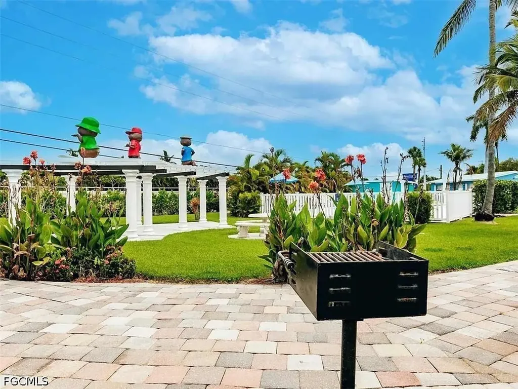 14621 Mcgregor Boulevard Fort Myers FL 33908