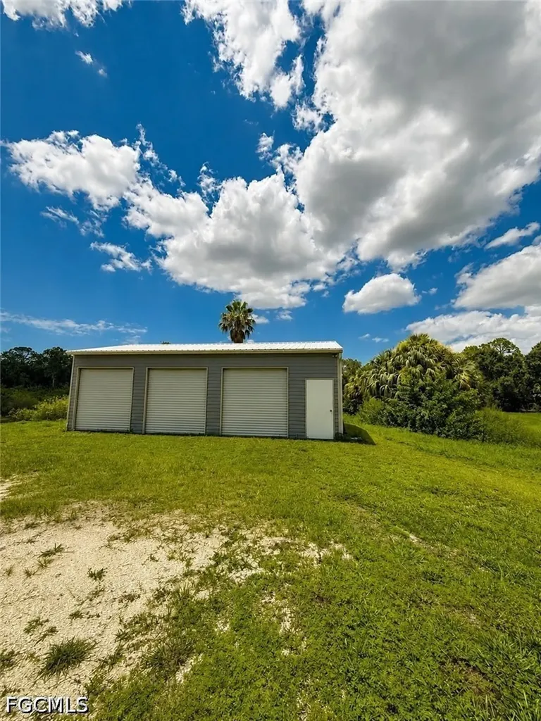 19450 Donna Drive North Fort Myers FL 33917