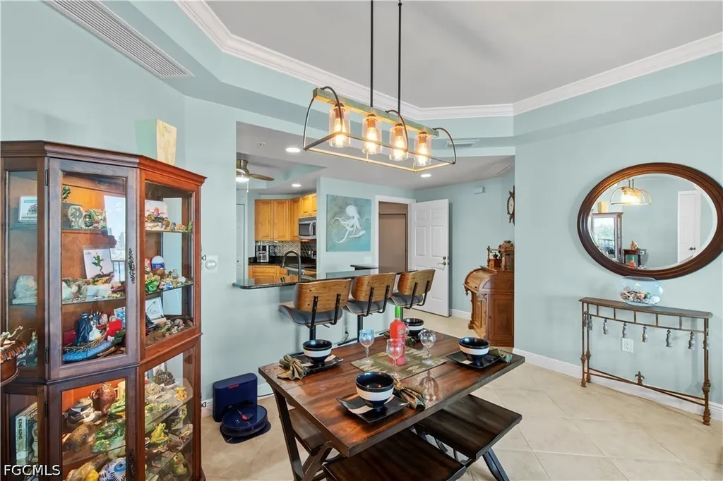2745 1st Street Fort Myers FL 33916