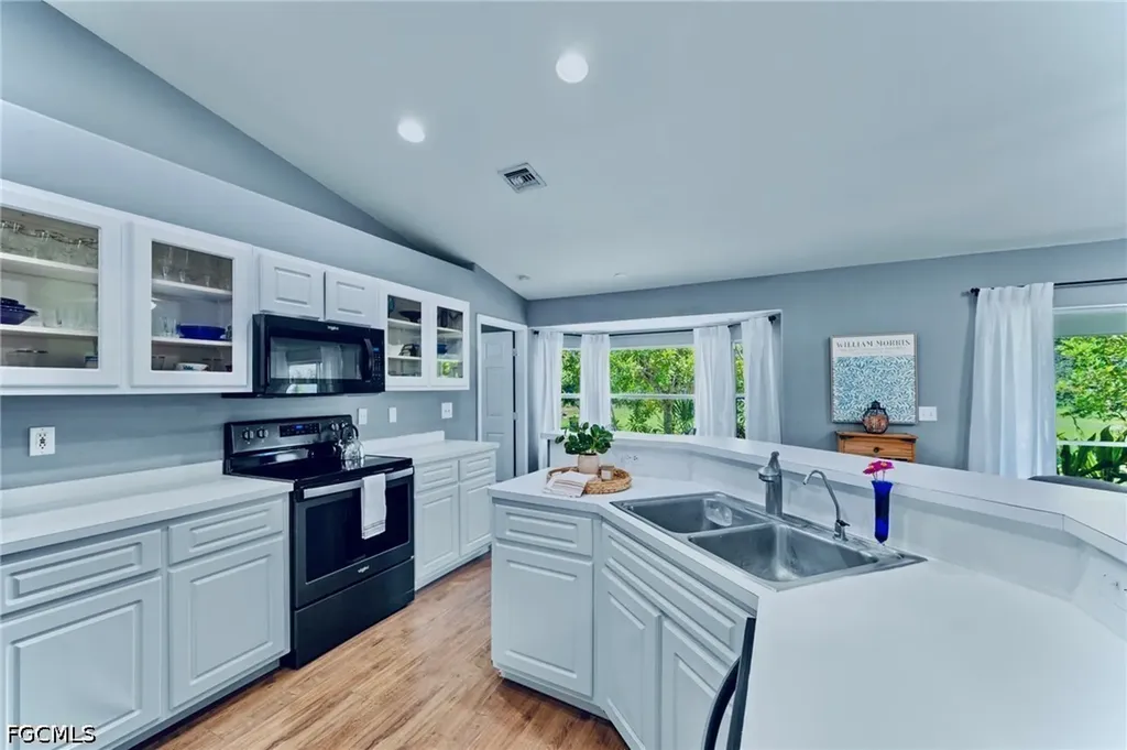5512 Beauty Street Lehigh Acres FL 33971