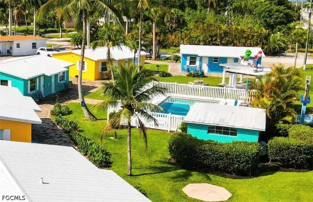 14621 Mcgregor Boulevard Fort Myers FL 33908
