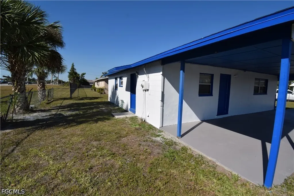 7 W Clermont Court Fort Myers FL 33916