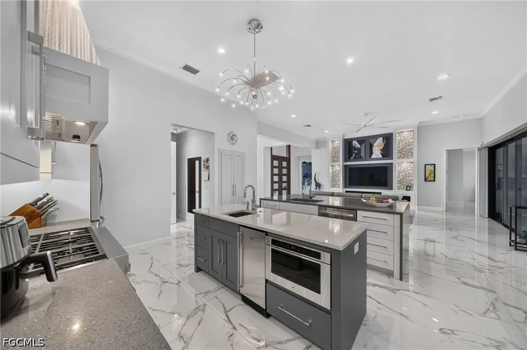 2608 Archer Parkway W Cape Coral FL 33904