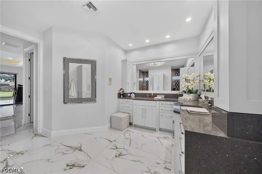 2608 Archer Parkway W Cape Coral FL 33904