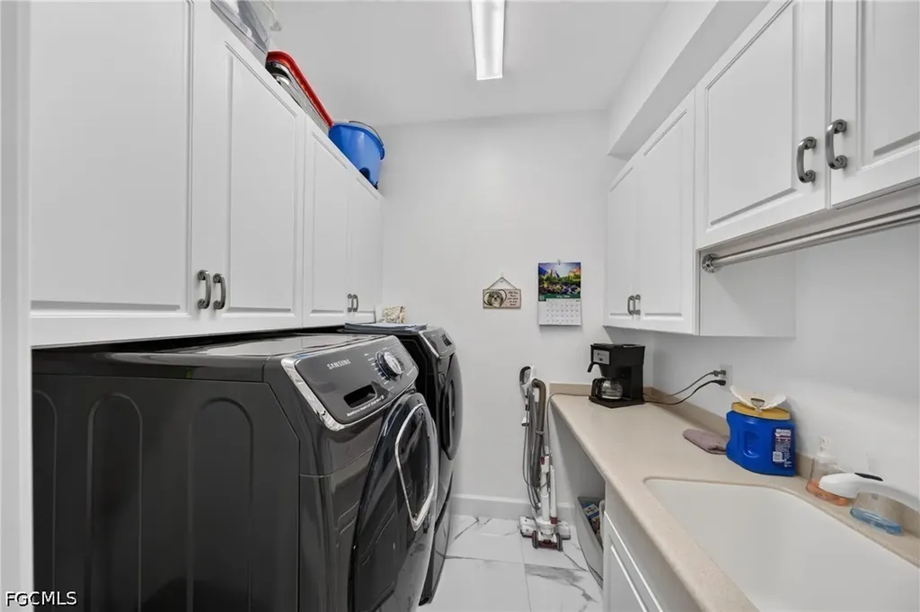 2608 Archer Parkway W Cape Coral FL 33904