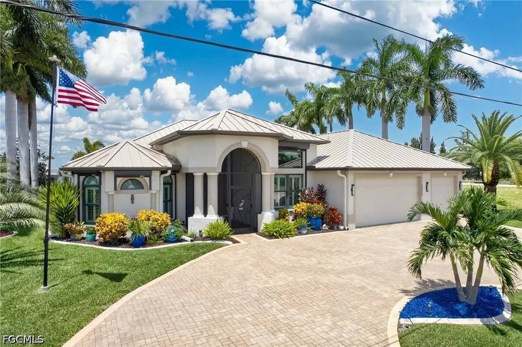 2608 Archer Parkway W Cape Coral FL 33904