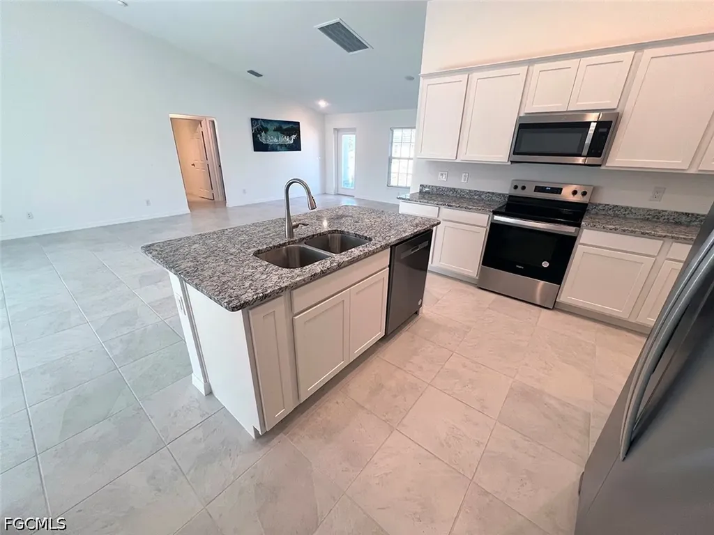 1510 NW 13th Terrace Cape Coral FL 33993