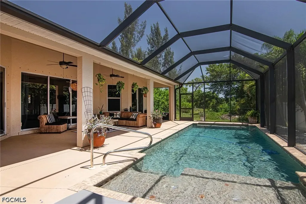 1824 NW 21st Place Cape Coral FL 33993