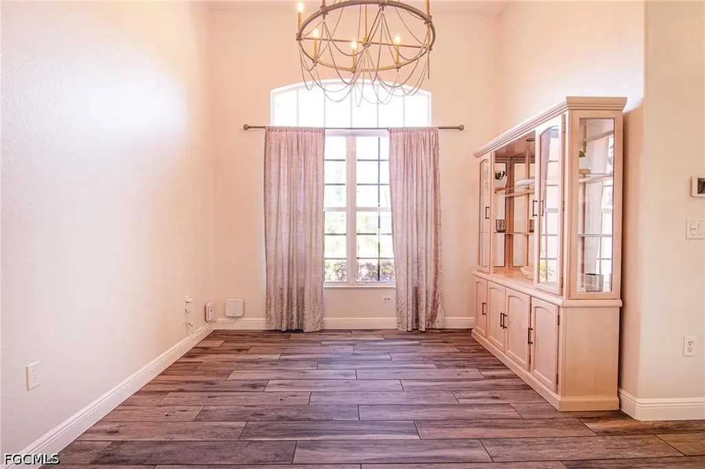 1824 NW 21st Place Cape Coral FL 33993