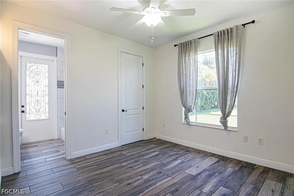 1824 NW 21st Place Cape Coral FL 33993