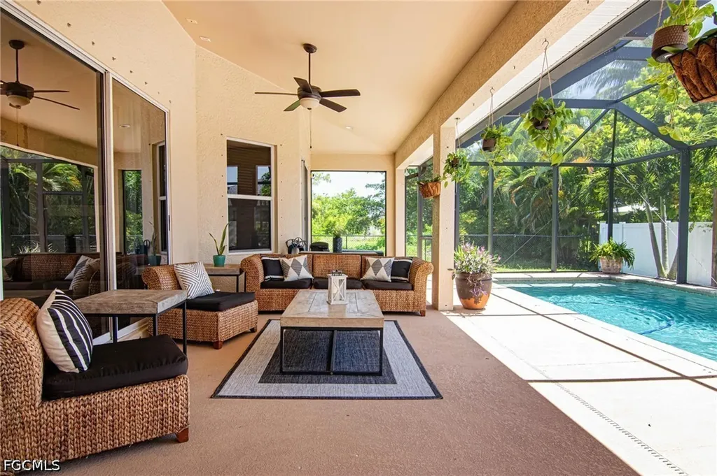 1824 NW 21st Place Cape Coral FL 33993