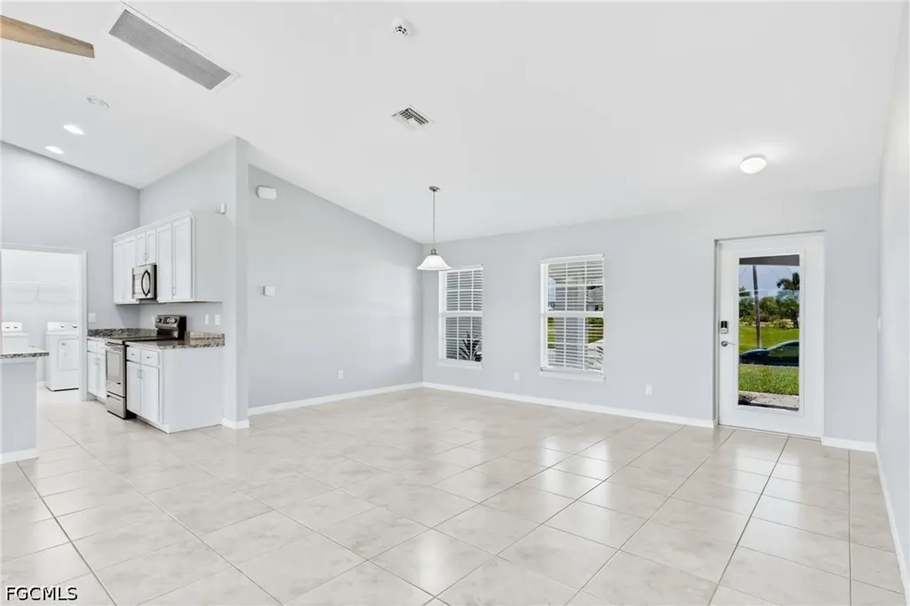 540 NW 15th Street Cape Coral FL 33993